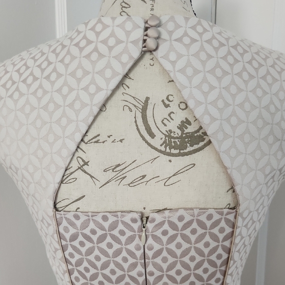 Elegant Cream Peplum Skirt Suit - Picture 6 of 16